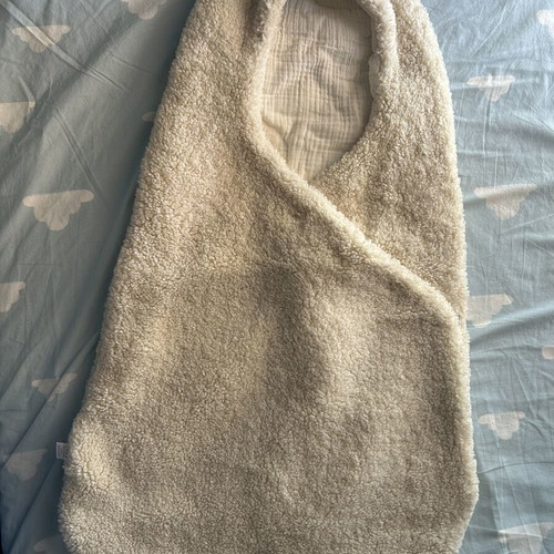 ZARA sleeping bag like new, simple design