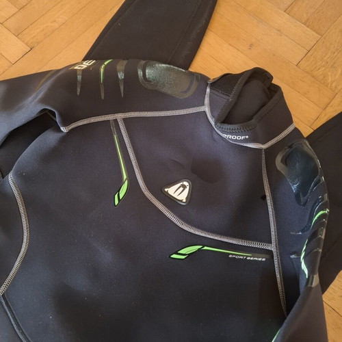 Wetsuit full body men's size small new