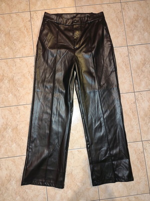 Leather pants new, size L, black