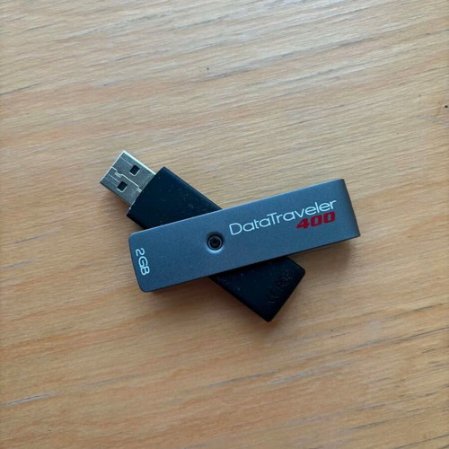Kingston DataTraveler 400 USB flash drive 2GB