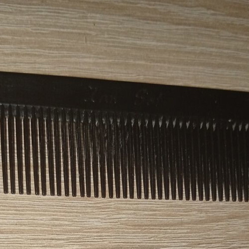 Hair Comb Unisex Like New