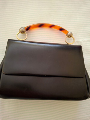 Black leather vintage handbag like new