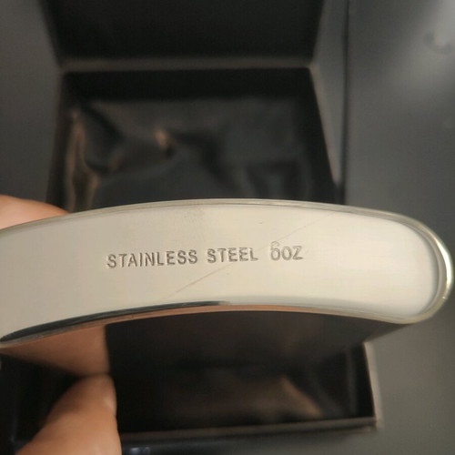 Stainless steel flask 6oz new with embossed fish