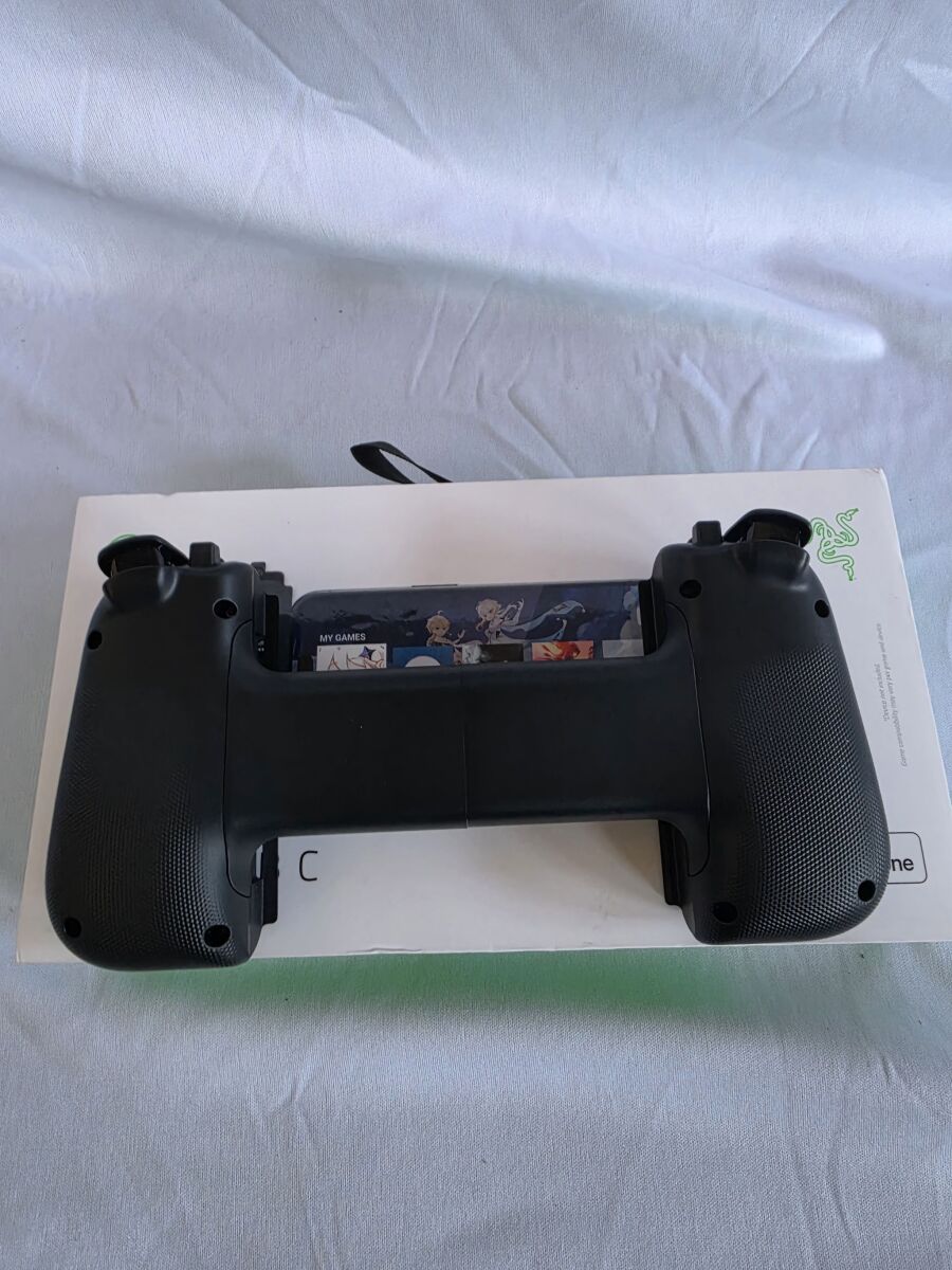 Razer Kishi V2 USB-C mobile gaming… - € 40,00 - Vendora.cy