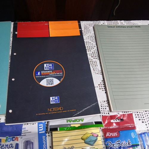 Complete stationery set with case and leather organizer, new