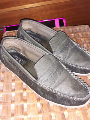 Мокасини номер 39 като нови, зелено кипарис