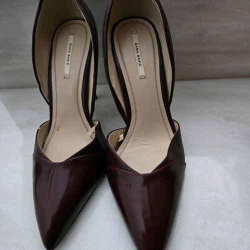 Women's shoes used, size 38, with small damage
