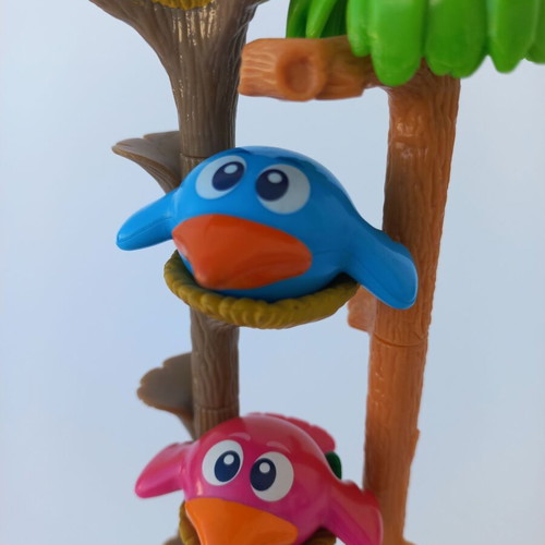 Vintage collectible spinning skill game with birds and magnets like new