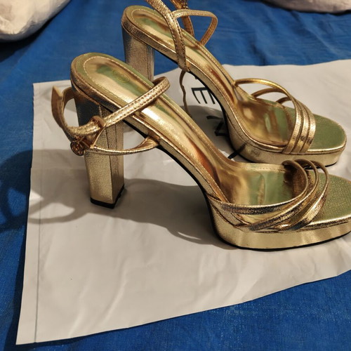 Πέδιλα Envie Shoes χρυσαφί καινούργια, νούμερο 41, τακούνι 12 πόντο
