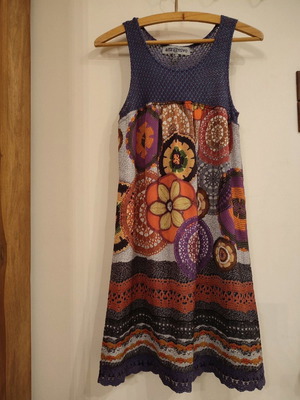 Φουστάνι Attrattivo μεταχειρισμένο small με λουλούδια