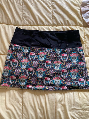 Reversible mini skirt one size, mint condition, colorful, adjustable waist