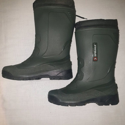 Spirale Kids Boots size 36 like new green