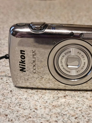 Nikon Coolpix S01 φωτογραφική μηχανή μεταχειρισμένη, 10MP, 3x οπτικό zoom