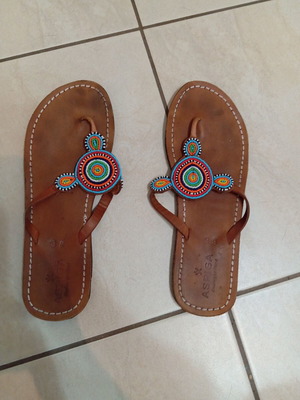 Aspiga handmade sandals size 39 like new, brown multicolor