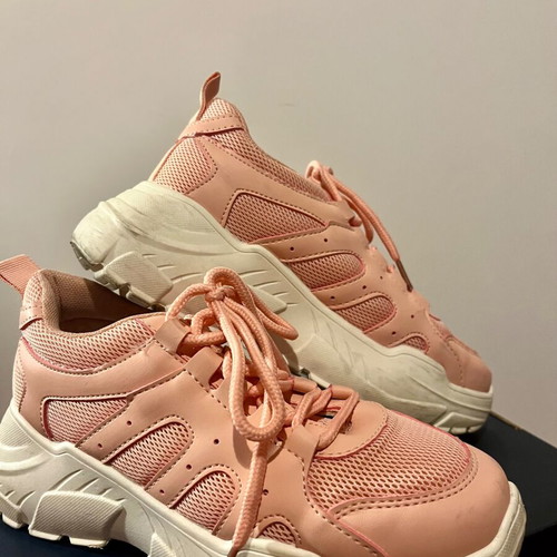 Sneakers size 36 spring colors pink like new and black used