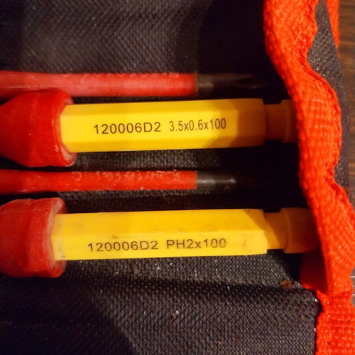 Dexter insulated electrician screwdriver set used, 10 pieces with case