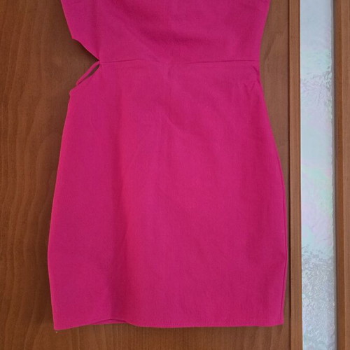 Zara fuchsia pink dress with side design, like new, size XS