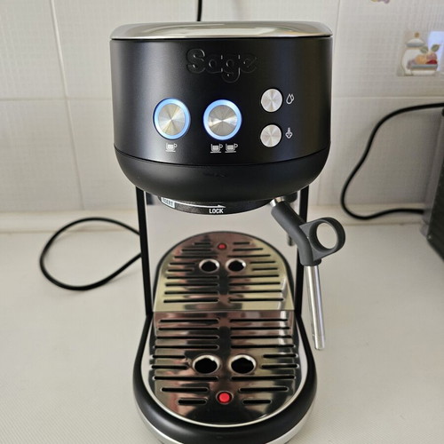 Sage The Bambino espresso machine black