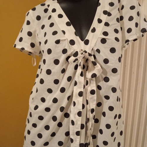 Laura Ashley polka dot blouse like new, cotton, size XL