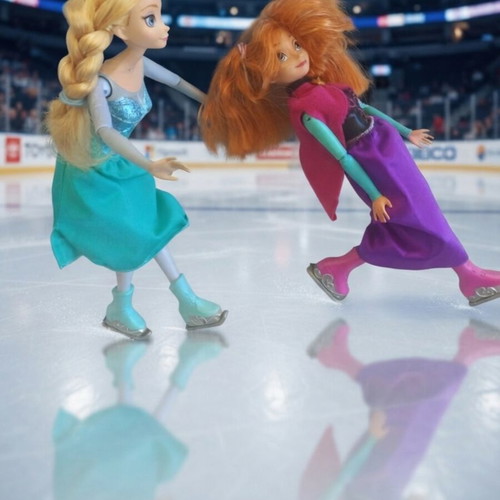 Disney Frozen Elsa and Anna ice skating dolls set Mattel