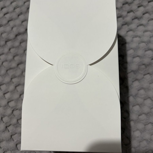 Iqos Iluma e-cigarette new and sealed