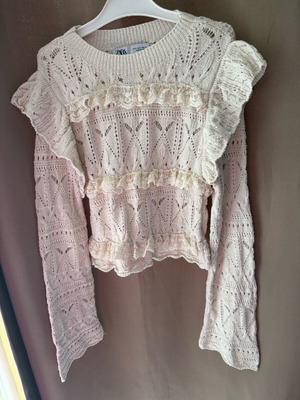 ZARA knitted blouse with bell sleeve like new, beige, size S