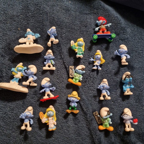 Smurfs Kinder pack used
