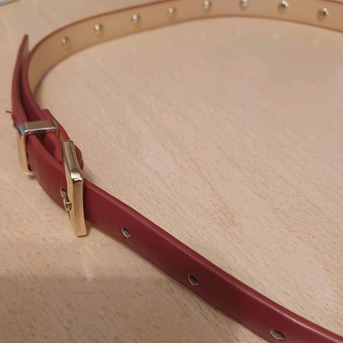Liu jo belt thin with studs like new, red size 85