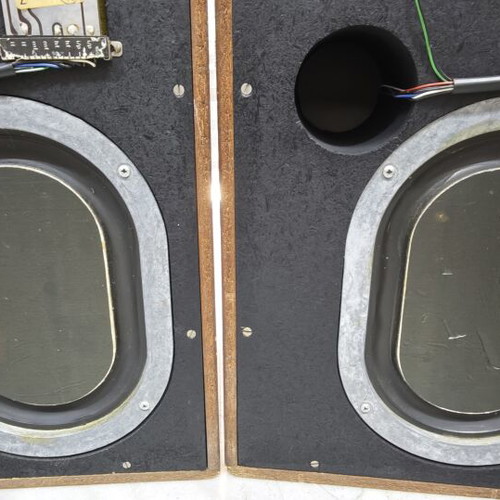 KEF SP 1004 speakers used