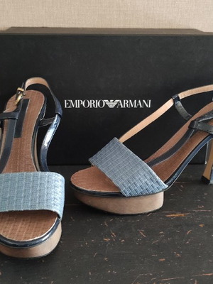 Armani Jeans δερμάτινα πέδιλα μεταχειρισμένα, μπλε, νούμερο 39