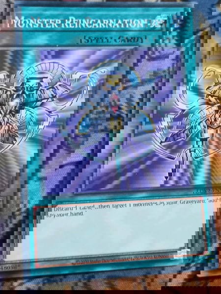 Monster Reincarnation (Yugioh)