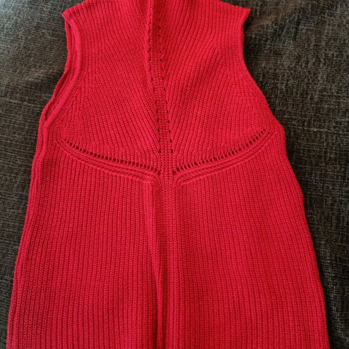Scandalo summer knitted top with sleeve like new, red, size small