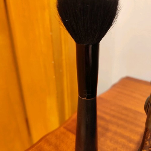 Makeup brush like new for blush or makeup