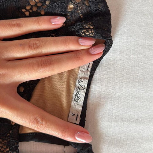 Devotion lace top like new, black and beige