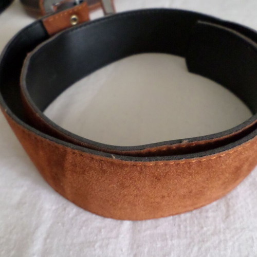 Women's leather belts set like new, brown, pack of 3