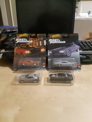 Hot Wheels Fast & Furious car set with 4 models