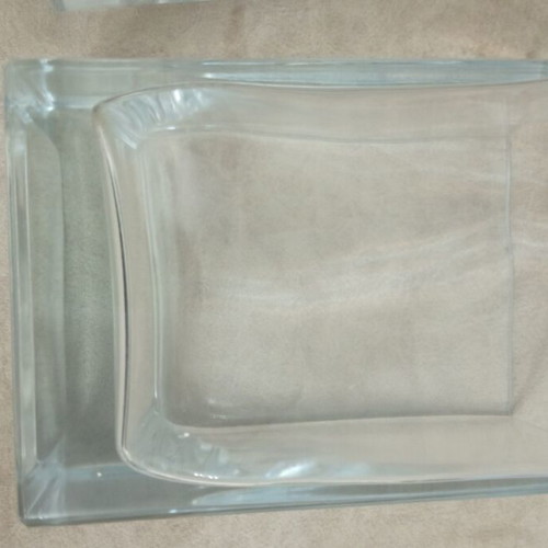 Glass vases like new, set of 2