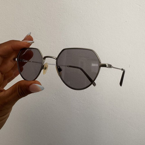 No Idols sunglasses like new, thin polygonal metal frame, grey lenses