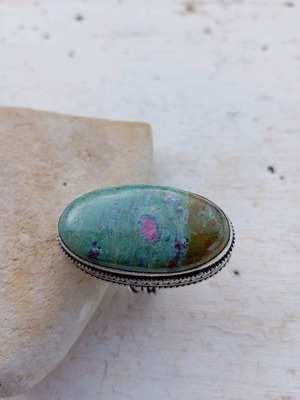 Ruby Zoisite ring like new, silver plated with 30x12 mm stone