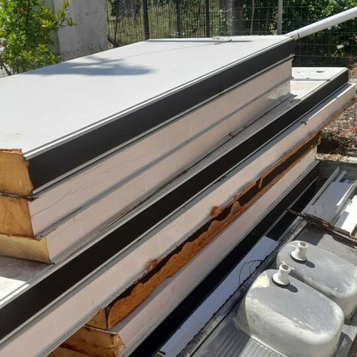 Sandwich panels used, 12cm thickness, polyurethane insulation, white metal