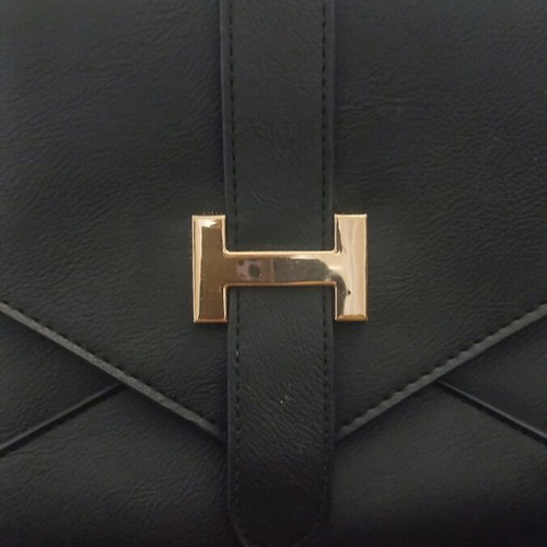 Leather women's crossbody bag black like new