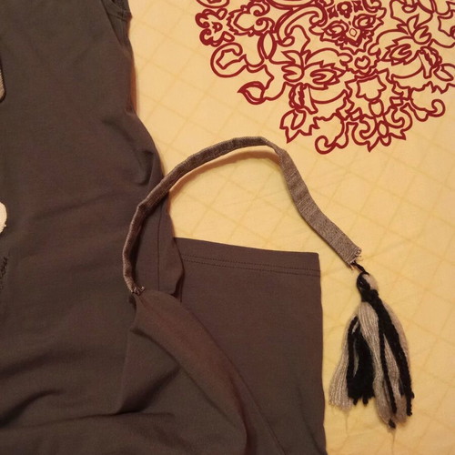 Handmade gray dress like new with donkey design M/L