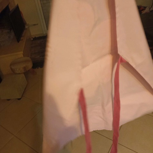 Girls' apron with Winnie used