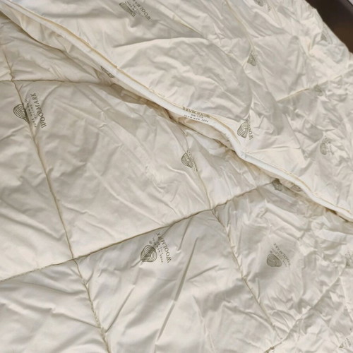 Wool double quilt new with Australian wool and percale fabric 2.20x2.40