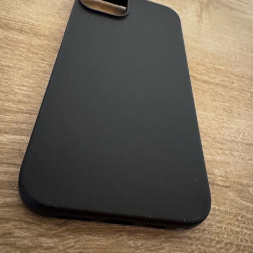 iPhone 14 Plus case like new