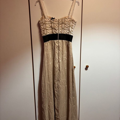 Lynne dress like new, size 38, beige