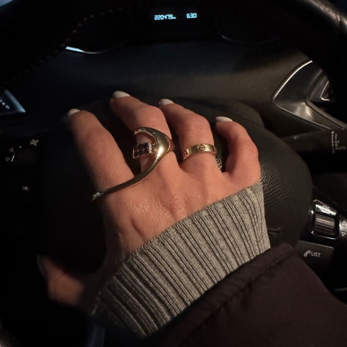 Serpenti style ring in gold stainless steel like new with black zircon stones