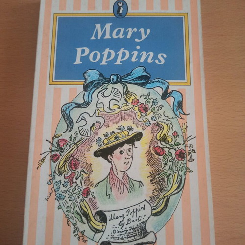 Mary Poppins book like new, English