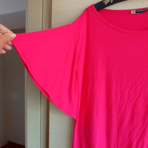 Julia Bergovich blouse used, bright fuchsia, size large