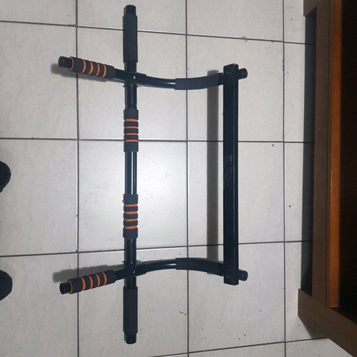 Crivit Pull-Up Bar like new